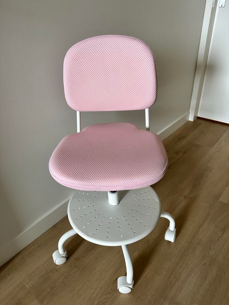 Ikea Vimund kinderbureaustoel roze verstelbaar, Huis en Inrichting, Bureaustoelen, Ophalen, Zo goed als nieuw, Roze, Bureaustoel