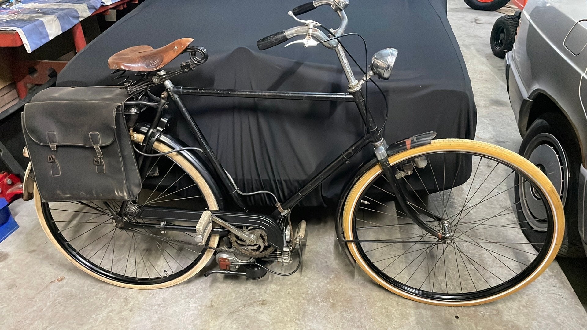 Gazelle fiets met een Mosquito hulpmoter, Ophalen of Verzenden