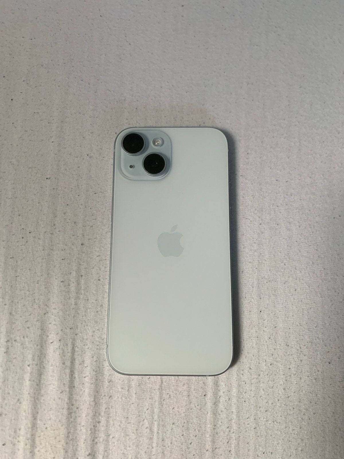 Apple iPhone 15 128GB - Zo goed als nieuw, 128 GB, IPhone 15, 86 %, Blauw