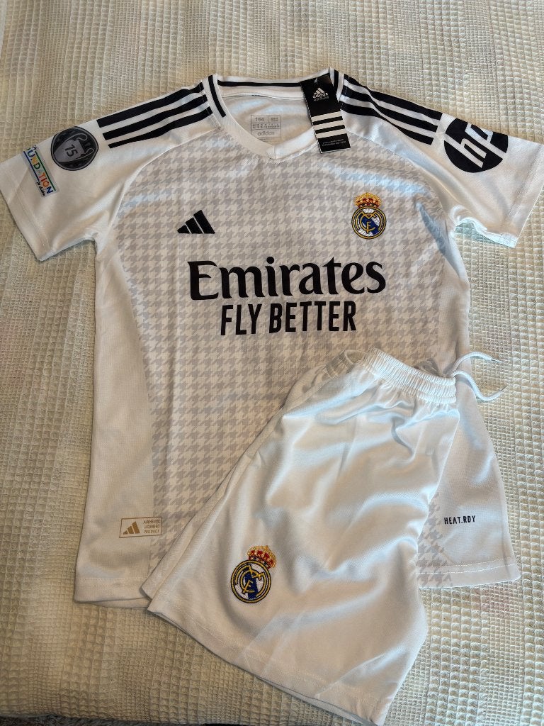Voetbal setjes Real Madrid, maat 164,176, Ophalen of Verzenden, Nieuw, One size