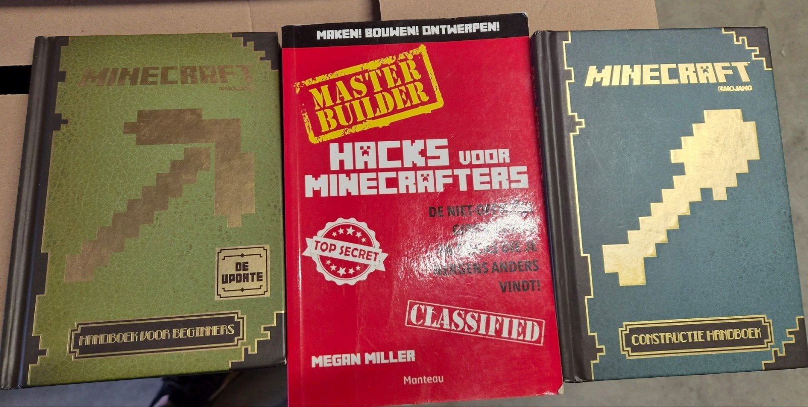 Minecraft Boeken Set: Handboeken & Hacks voor Minecrafters, Ophalen of Verzenden, Zo goed als nieuw, Verschillende auteurs, waaronder Megan Miller