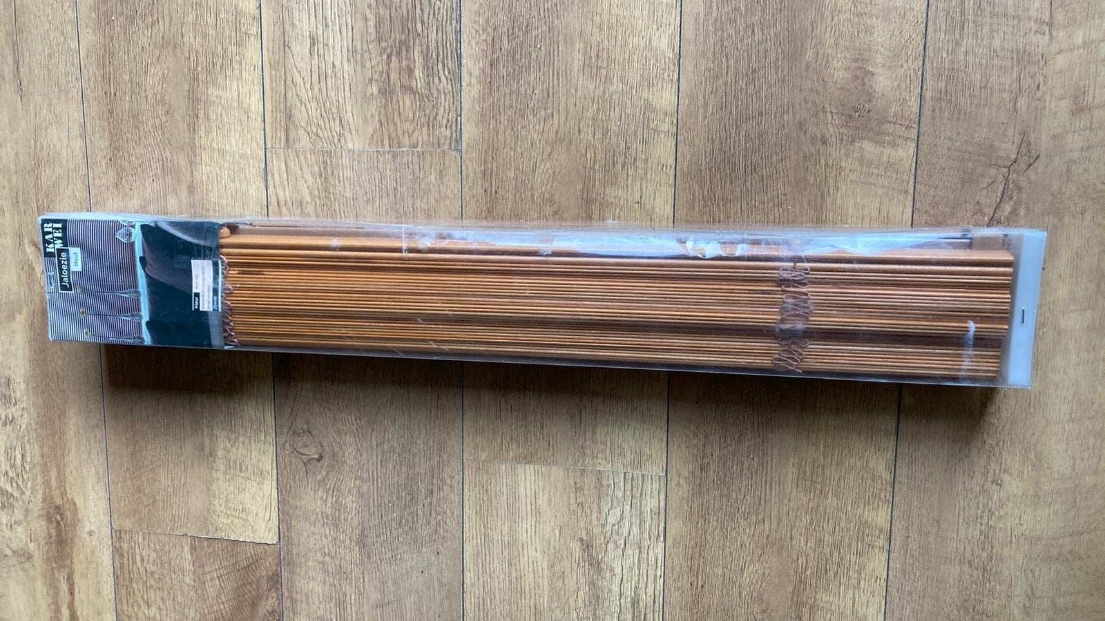 Nieuwe houten jaloezie van Karwei, 80x130 cm, Huis en Inrichting, Stoffering | Gordijnen en Lamellen, Bruin, 100 tot 150 cm, Nieuw