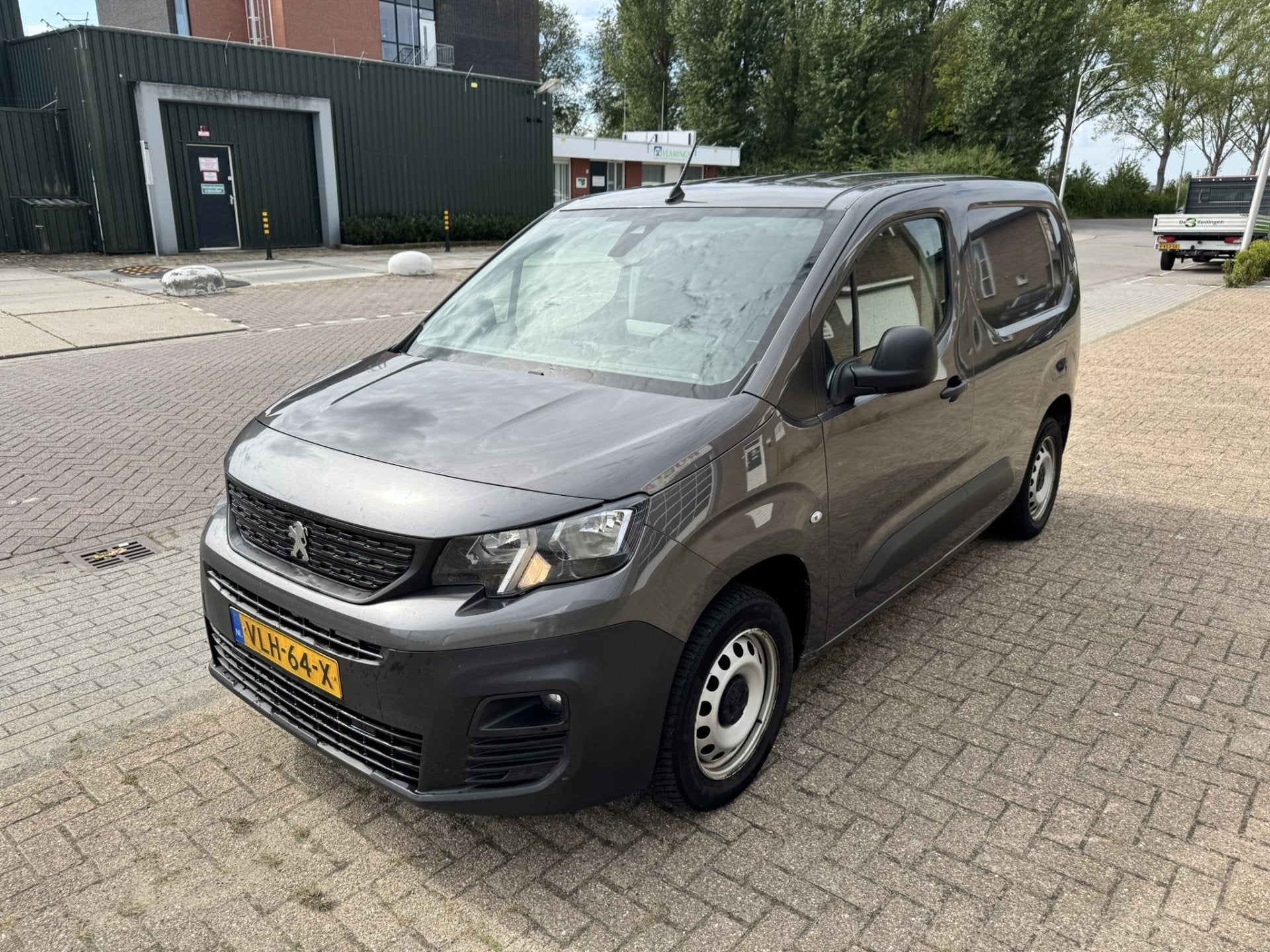 Peugeot Partner 1.5 BlueHDI Premium*Navi*Camera*EXPORT*, 730 kg, Gebruikt, Euro 6, 4 cilinders