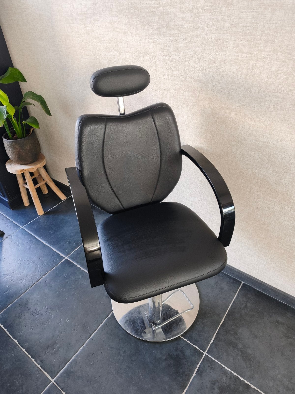 Kapperstoel Toledo, Huis en Inrichting, Stoelen, Zo goed als nieuw, Eén, Leer, Wit, Ophalen