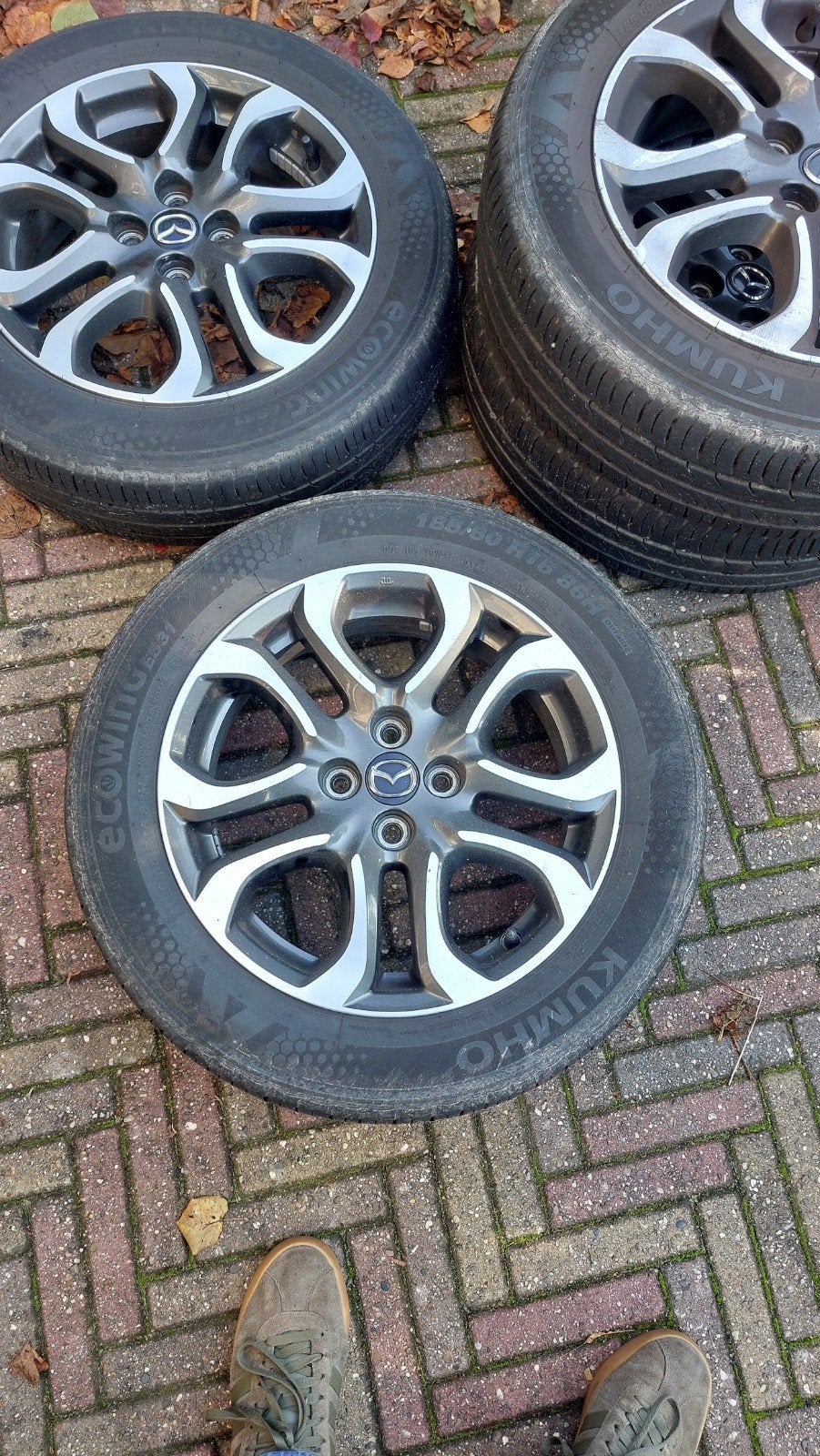 Mazda 2   16 inch  TYPE Diamont cut, Auto-onderdelen, Ophalen, 16 inch, 185 mm, Zomerbanden