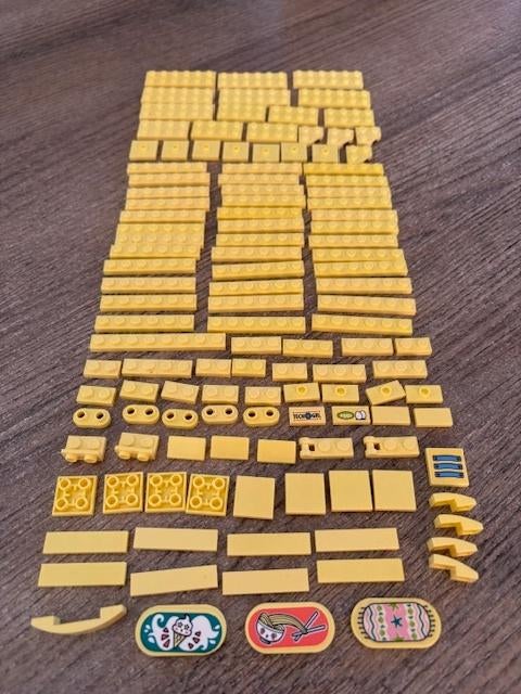 lego friends div. basis plaatjes fel licht geel(zie foto's), Ophalen of Verzenden, Zo goed als nieuw, MOC (eigen creatie), Lego