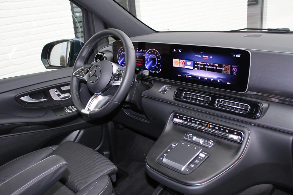 Mercedes-Benz EQV 300 Lang / 7-Persoons / Luchtvering / Elec, Gebruikt, Met garantie (alle), 7 stoelen, 204 pk