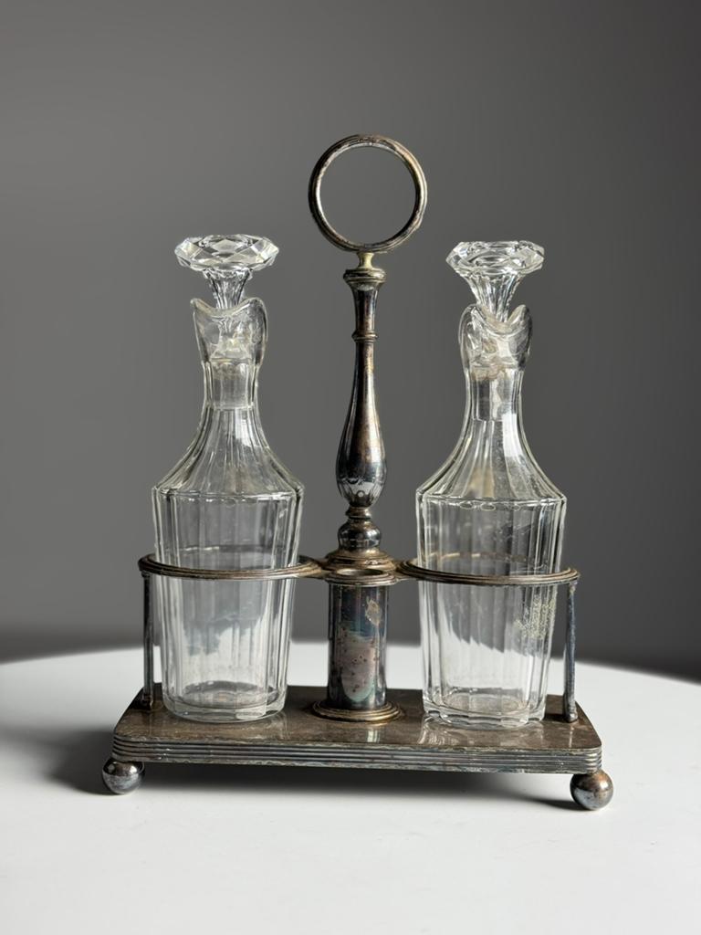 Oil en vinegar stel, Ophalen