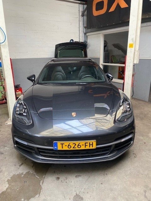 Porsche Panamera 4S 2.9 V6 Twin-turbo 440pk 2017 Motorschade, Auto's, Porsche, Automaat, Euro 6, 4 stoelen, 120 €/maand