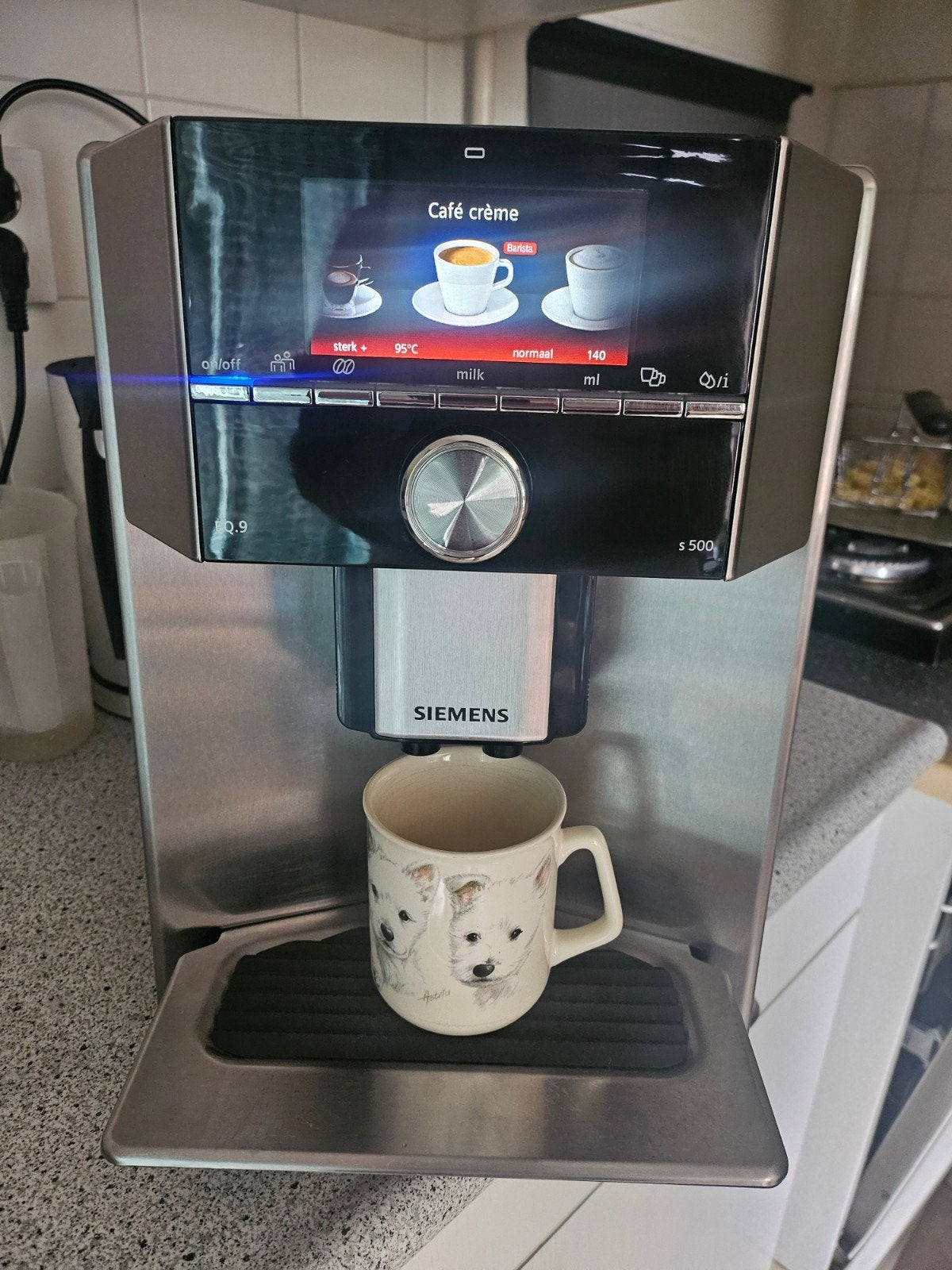 SIEMENS EQ9 S500 BARISTA, Ophalen, Zo goed als nieuw, Koffiemachine, Koffiebonen