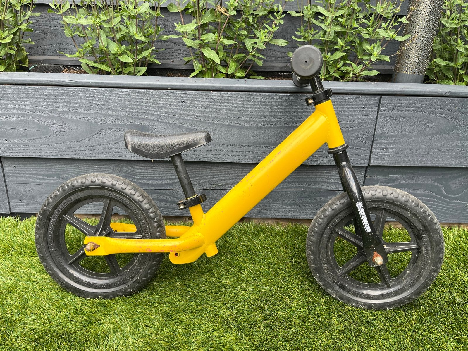 Gele loopfiets voor kinderen, Ophalen of Verzenden, Gebruikt, Minder dan 16 inch