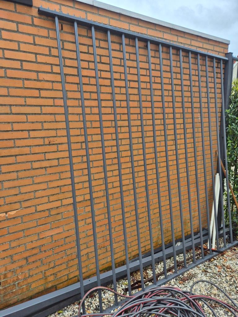 ABC spijlenhek grijs met palen, Tuin en Terras, Tuinhekken en Hekwerk, Ophalen, IJzer, Gaashekwerk