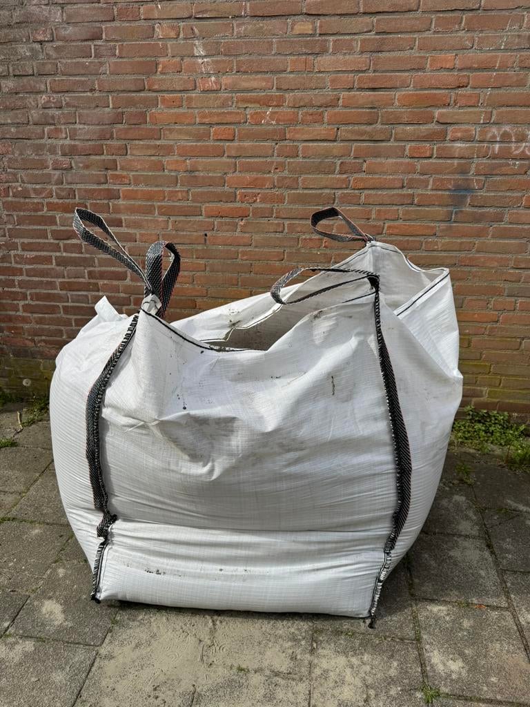 Gratis zak zand, Ophalen, Zo goed als nieuw, Ophoogzand