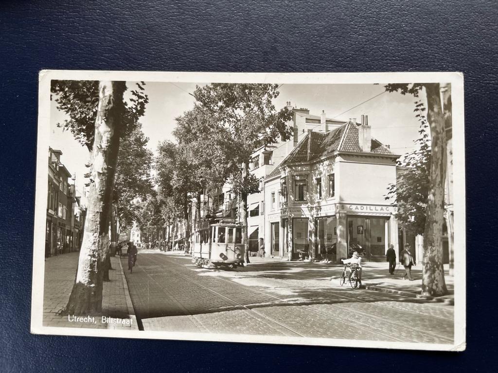 ansichtkaart van Utrecht, Biltstraat met Tram., Verzenden, 1940 tot 1960, Utrecht