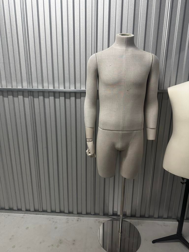 Heren etalagepop - grijs, met standaard, Kleding | Heren, Overige Herenkleding, Gedragen, Ophalen of Verzenden