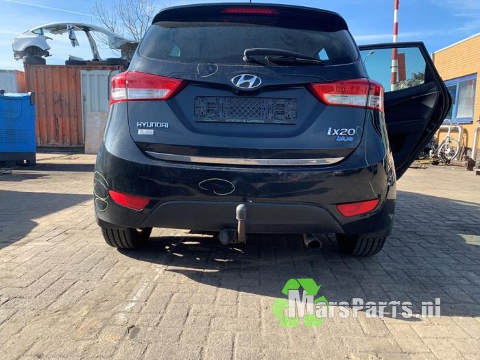 Achterbumper van een Hyundai IX20, Auto-onderdelen, Carrosserie en Plaatwerk, Gebruikt, -, -, Ophalen of Verzenden