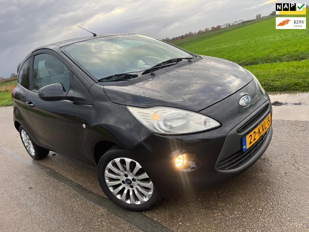 Ford Ka 1.2 Titanium x / 2010 incl apk!, Voorwielaandrijving, Gebruikt, 1242 cc, 4 cilinders