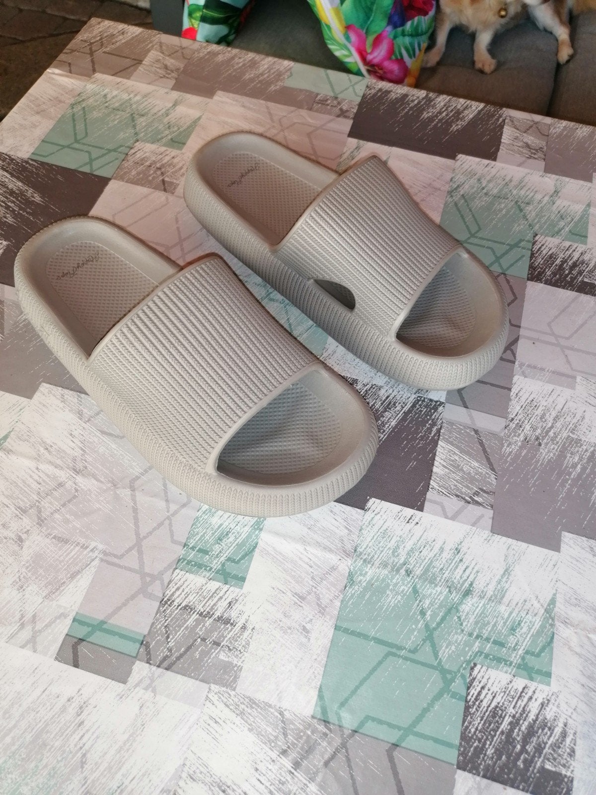 Dames slippers Happy flops, Ophalen, Nieuw, Grijs