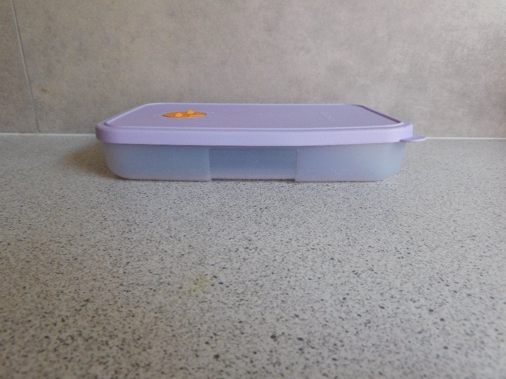 Tupperware Diepvriesdoos Lila Deksel - 550 ml, Huis en Inrichting, Gebruikt, Bewaardoos, Geschikt voor vriezer, Paars