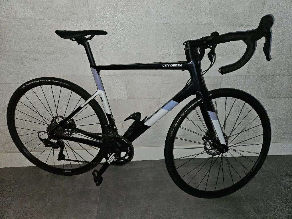 Cannondale SuperSix EVO Carbon Disc 105 – 2020 – maat 54, 28 inch, Zo goed als nieuw, Meer dan 20 versnellingen, Schijfrem