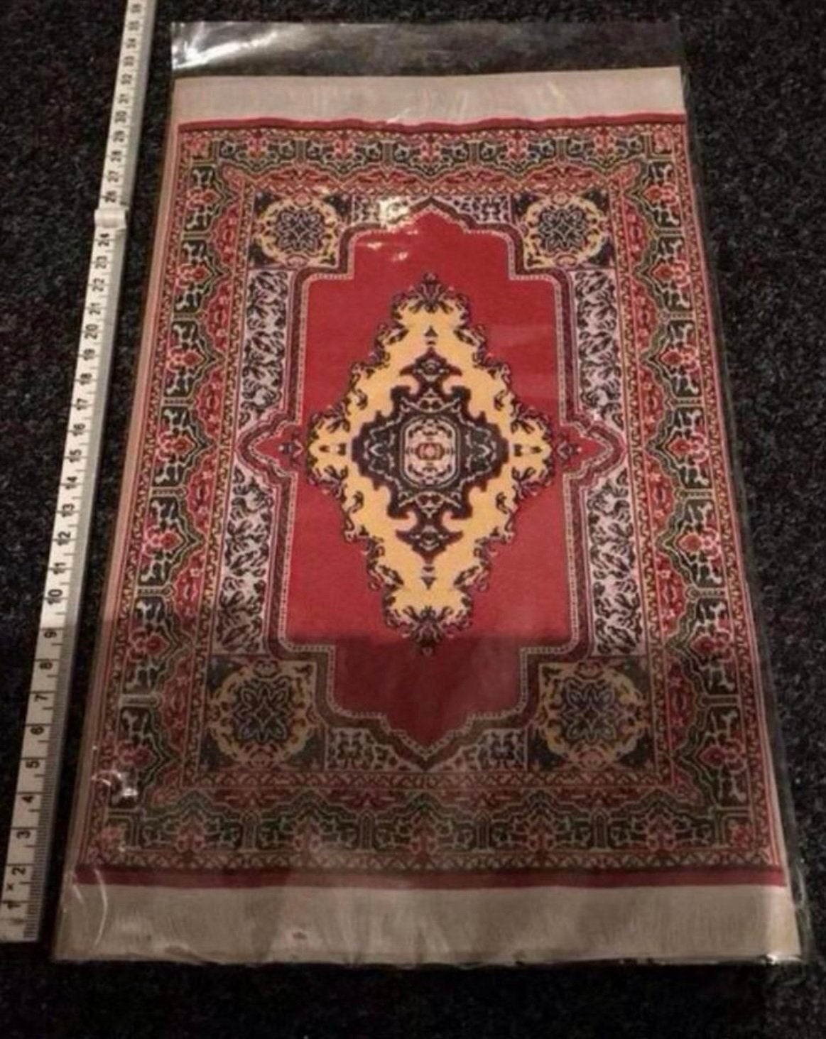 Perzisch tapijtje - poppenhuis formaat, nieuw in verpakking, Ophalen of Verzenden, Nieuw, Poppenhuis