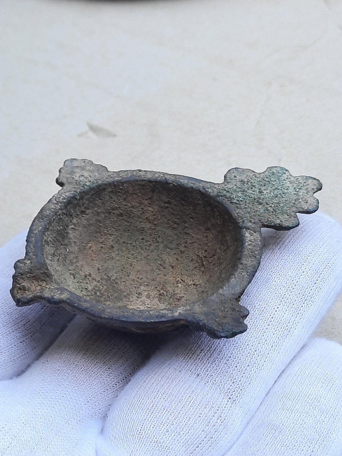 Romeins bronzen olielampje bodemvondst, Verzenden