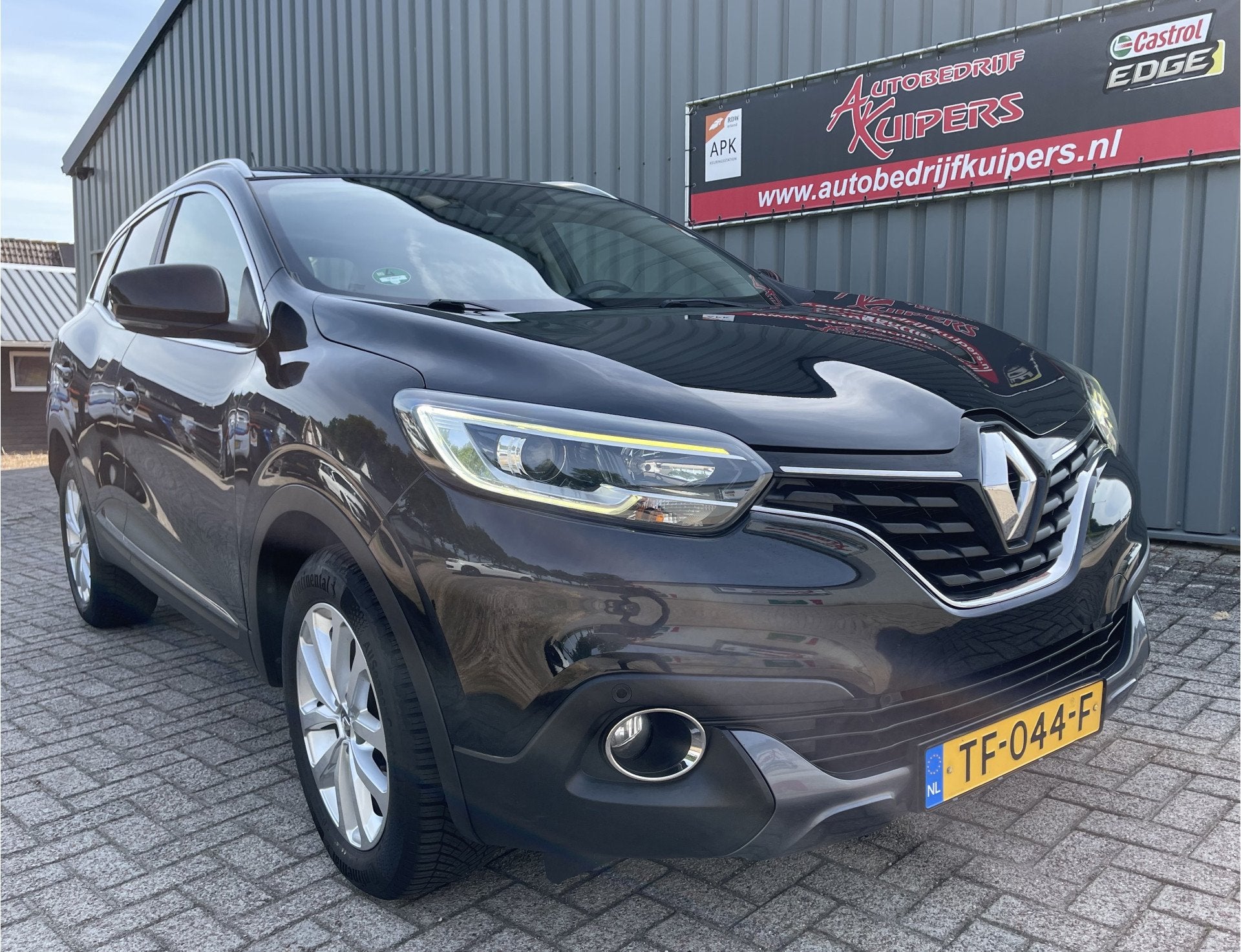 Renault Kadjar 1.2 TCe Intens Clima.Navi.Camera.Lm.velgen.Pd, Auto's, Voorwielaandrijving, 4 cilinders, Zwart, Origineel Nederlands