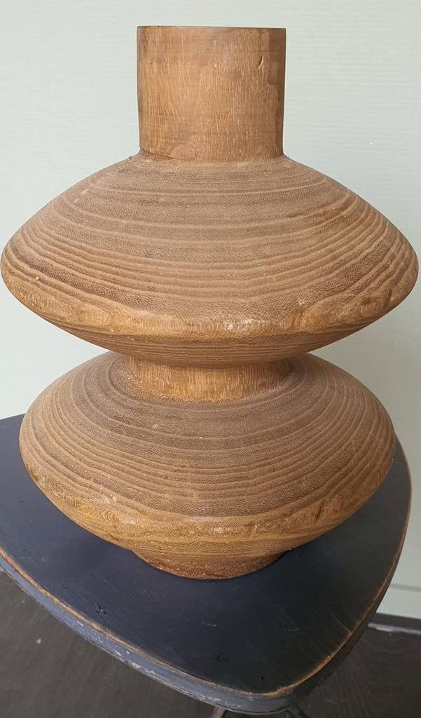 Vaas houtsnijwerk
handgemaakt design kunst
hout gaaf, Ophalen of Verzenden, Zo goed als nieuw, Overige materialen, Minder dan 50 cm