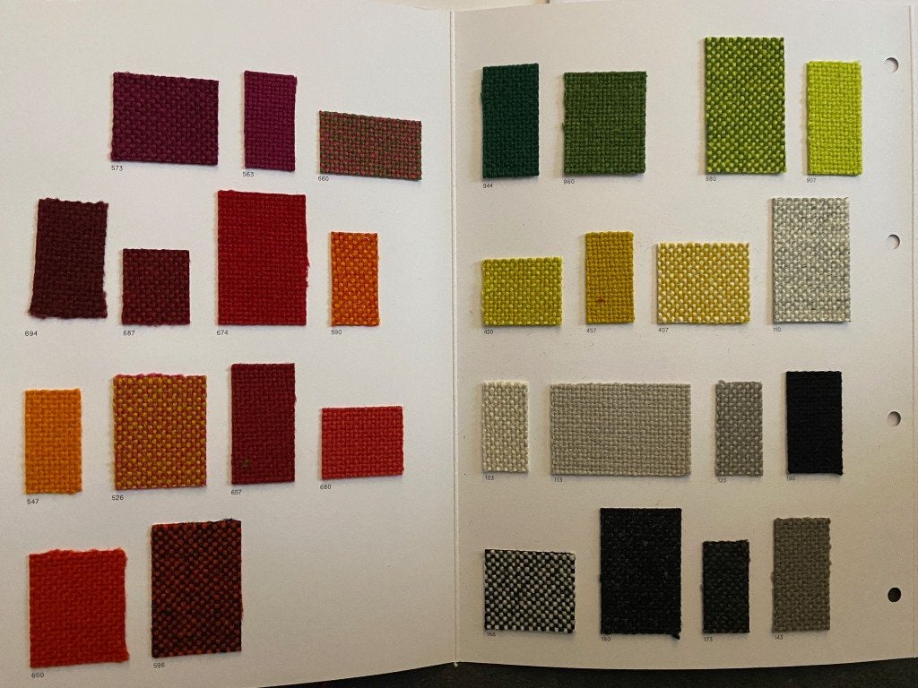 Origininele stalenkaarten van Kvadrat meubelstoffen (7x), Hobby en Vrije tijd, Wol, Meerkleurig, 120 cm of meer, Nieuw