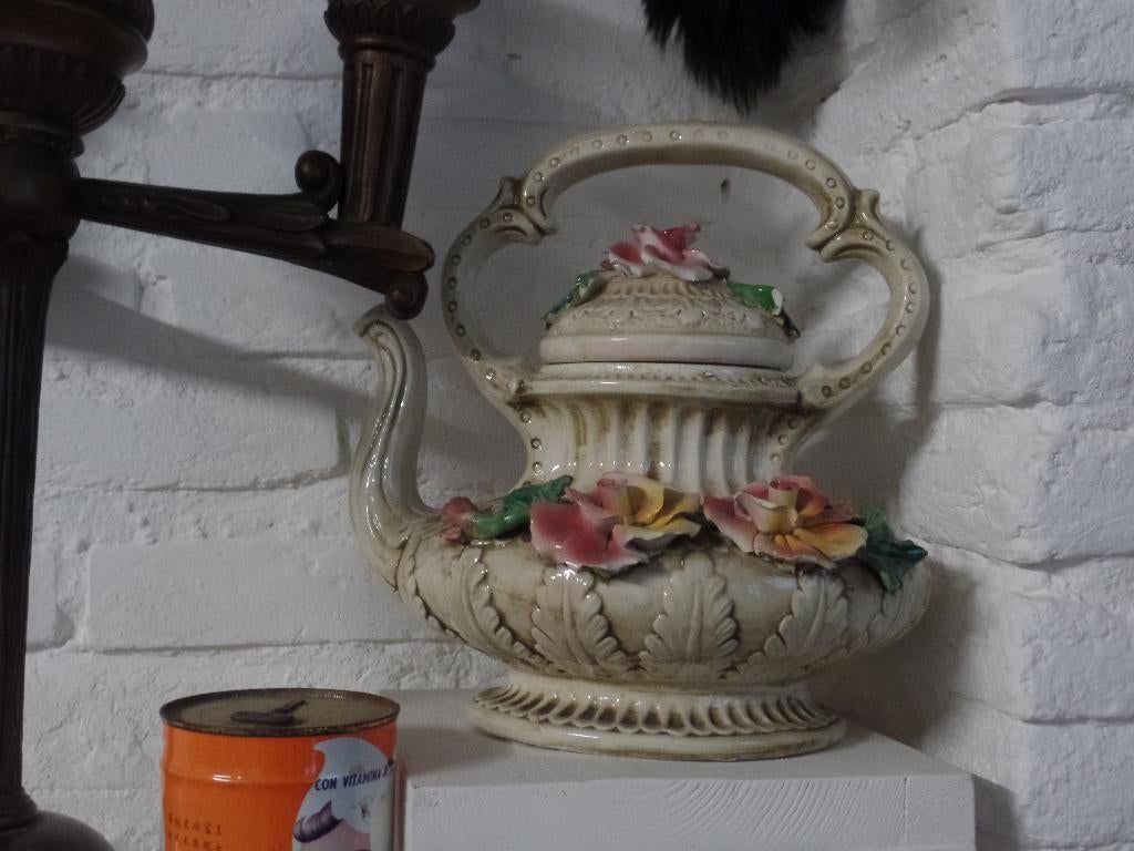 Capodimonte vaas met deksel, Antiek en Kunst, Curiosa en Brocante, Ophalen