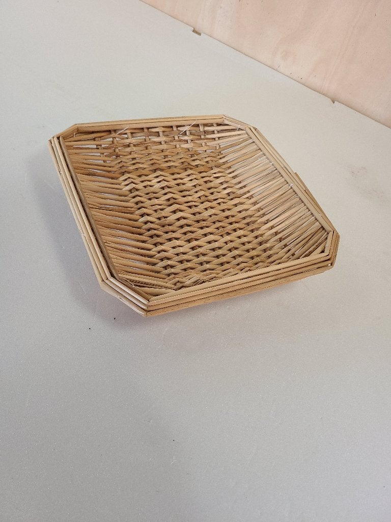 mandje schaaltje, Schaal, Vierkant, Ophalen of Verzenden, Zo goed als nieuw