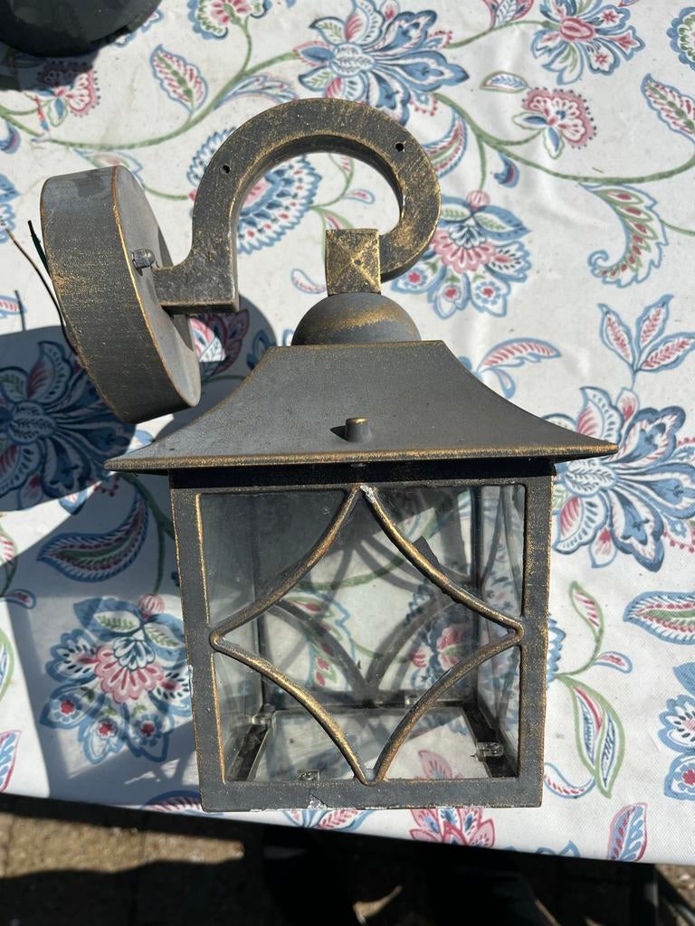 Massive buitenlamp wandlamp - klassiek design, Ophalen, Gebruikt, Minder dan 50 watt, Wandlamp