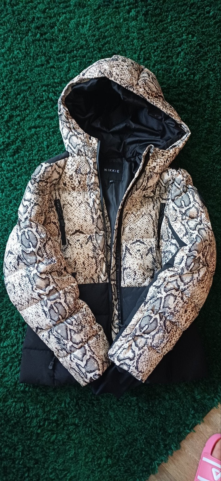 Nikkie pufferjack met slangenprint, Nikkie, Ophalen of Verzenden, Zo goed als nieuw, Overige kleuren