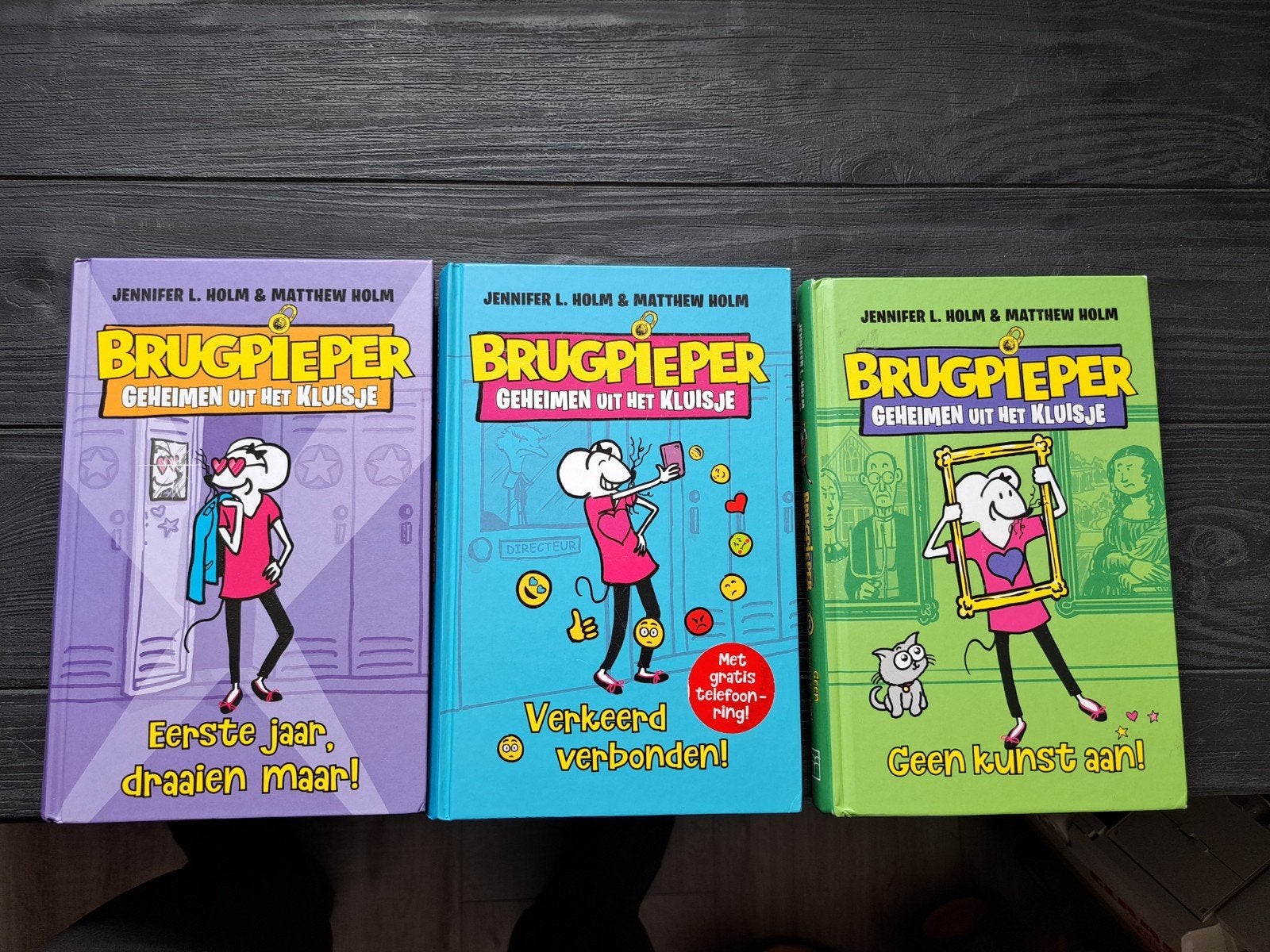Brugpieper: Geheimen uit het Kluisje - 3-delige set, Ophalen of Verzenden, Zo goed als nieuw, Jennifer L. Holm & Matthew Holm