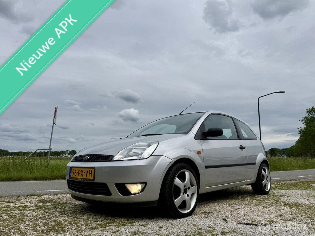 Ford Fiesta 1.4-16V Futura, BJ 2005, Airco, APK Juli 2027, Auto's, Ford, Bedrijf, Te koop, Fiësta, ABS, Airbags, Airconditioning