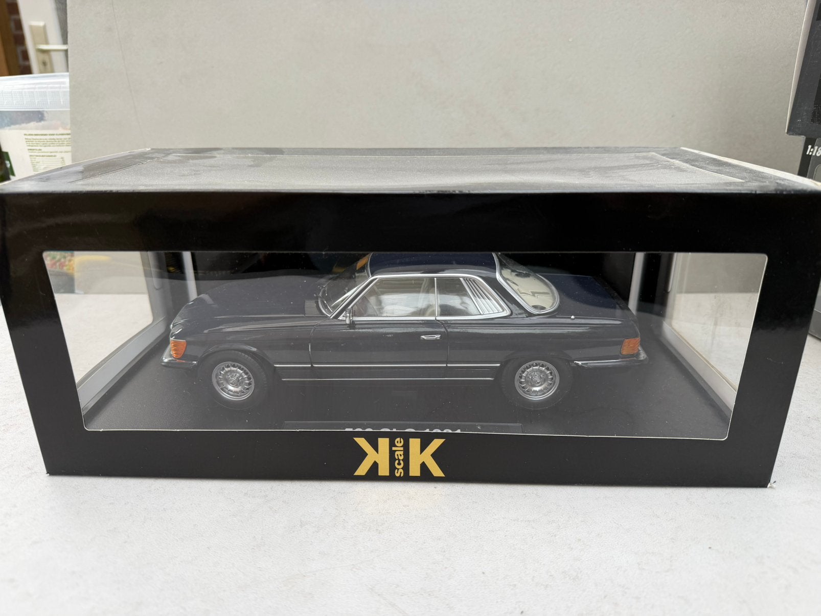 1/18 I SCALE MERCEDES  500 SLC ZWART, Hobby en Vrije tijd, Modelauto's | 1:18, Ophalen of Verzenden, Nieuw, Auto, Overige merken