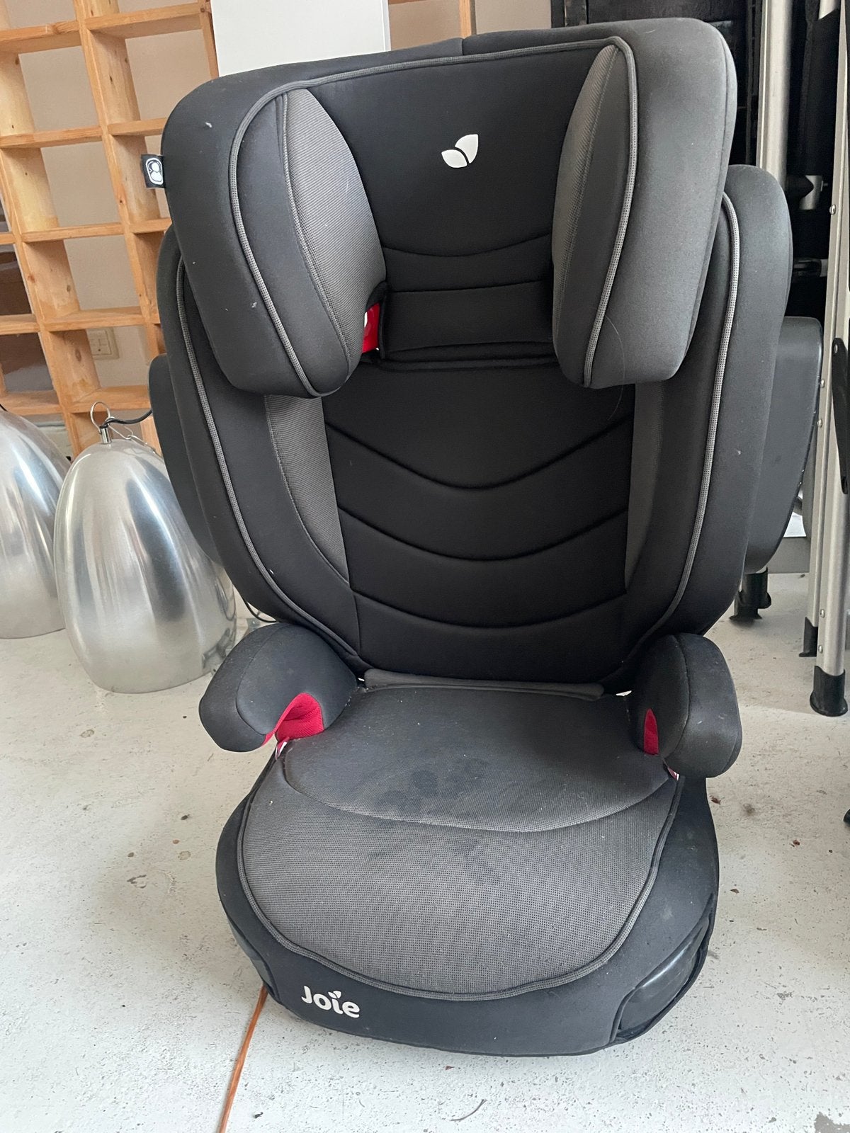 Joie trillo shield, Autogordel of Isofix, Verstelbare rugleuning, Zo goed als nieuw, 9 t/m 36 kg