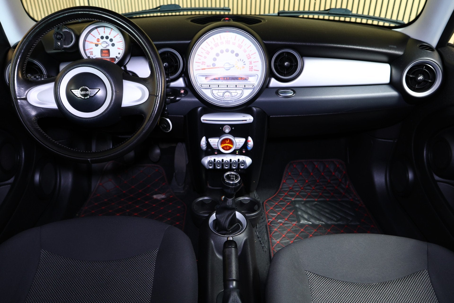 MINI 3-deurs 1.6 One Salt AVM RED HOT CLIMATRONIC LM VELGEN, Voorwielaandrijving, Euro 5, Stof, Zwart