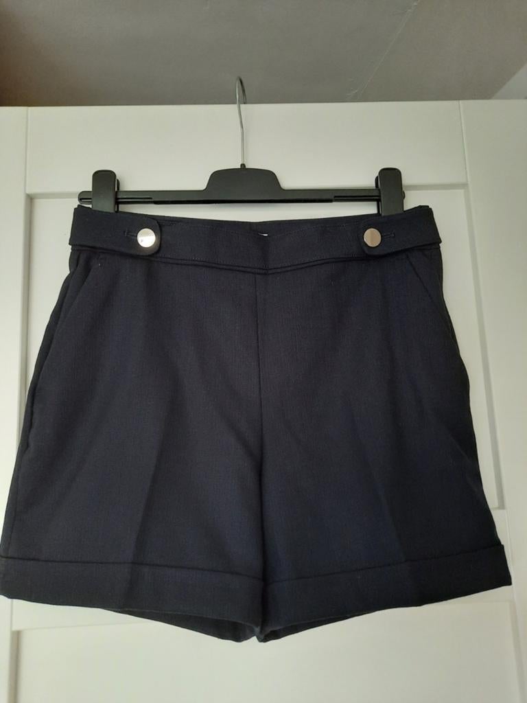 Nieuwe donkerblauwe dames korte broek maat 38, Maat 38/40 (M), Kort, Blauw, Nieuw