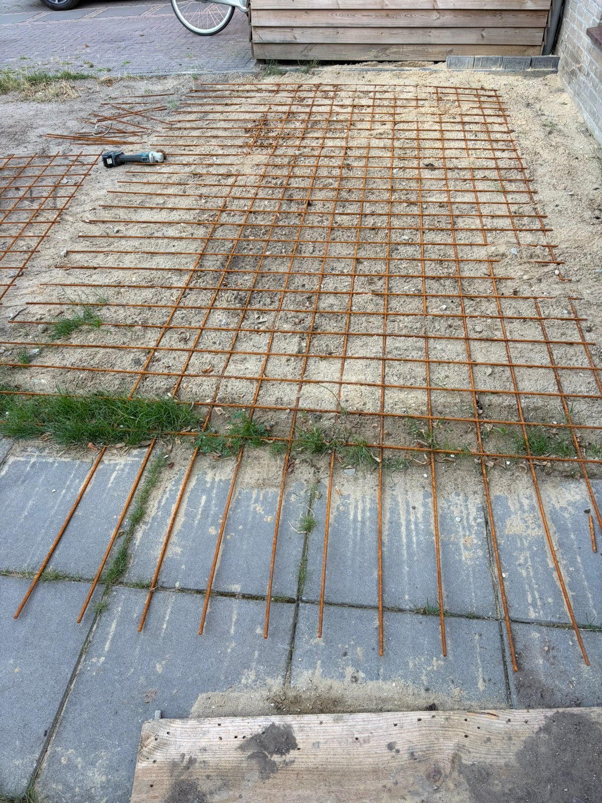 NEC Betonnet, Ophalen, Nieuw