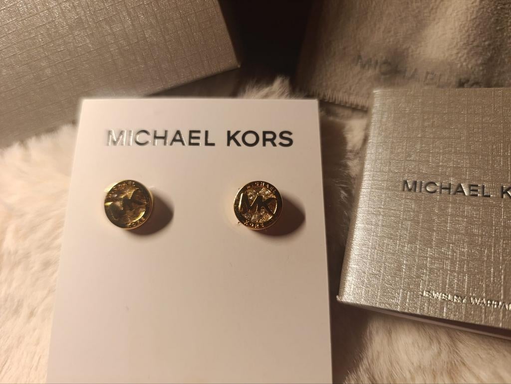 Michael Kors oorbellen goudkleurig met steentjes, Sieraden, Tassen en Uiterlijk, Oorbellen, Met kristal, Nieuw, Ophalen of Verzenden