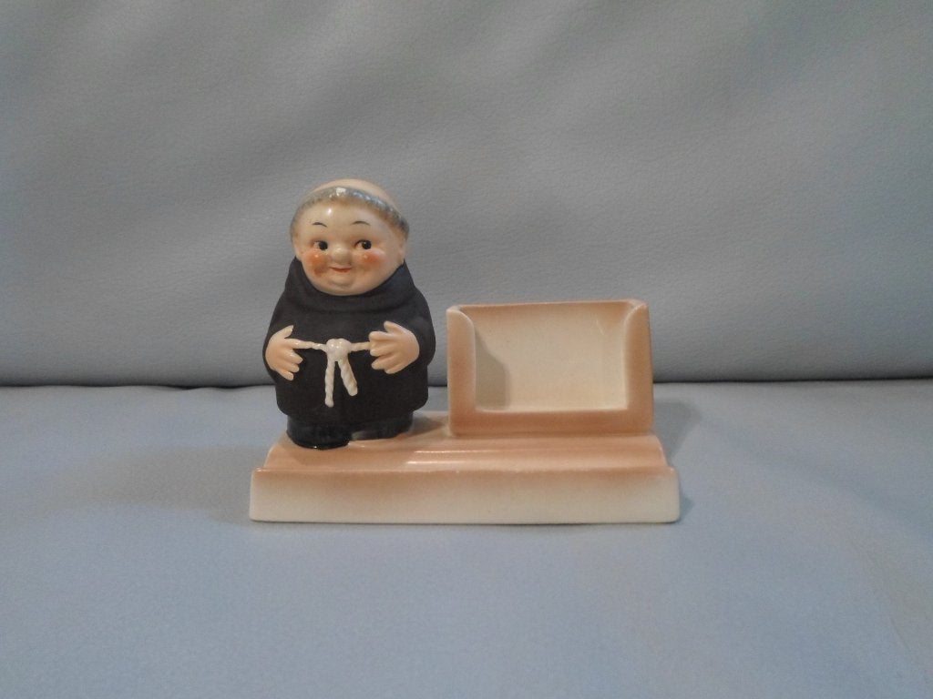 Goebel Friar Tuck 50's Visitekaart Houder, Ophalen of Verzenden, Zo goed als nieuw, Mens