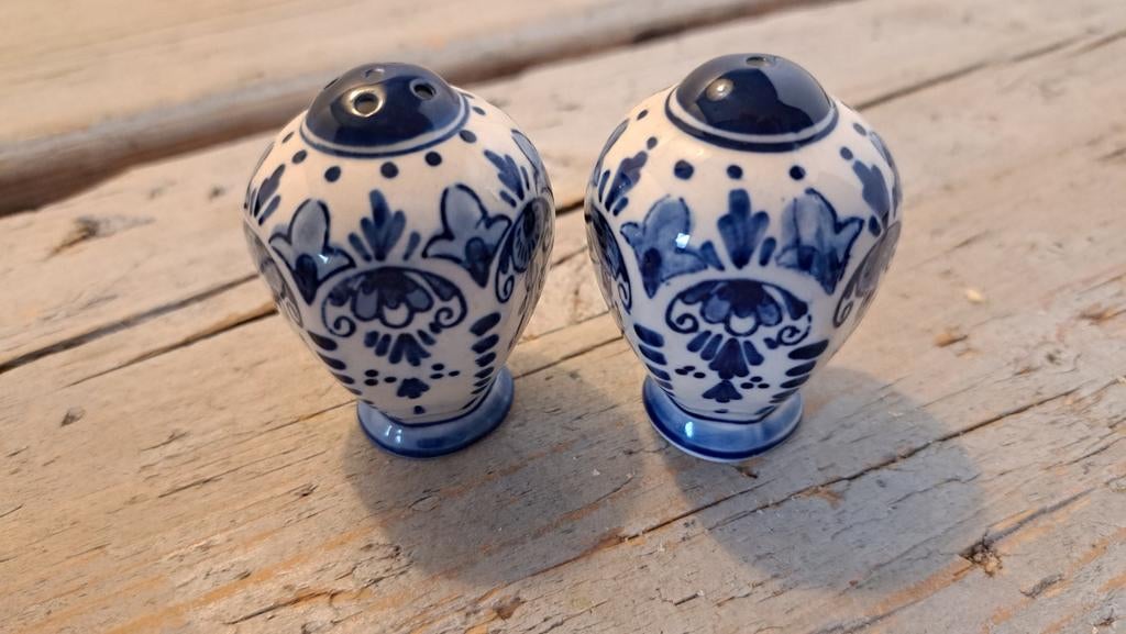 Delfts Blauw Zout + peper stelletje mini Handbeschilderd, Antiek en Kunst, Ophalen of Verzenden