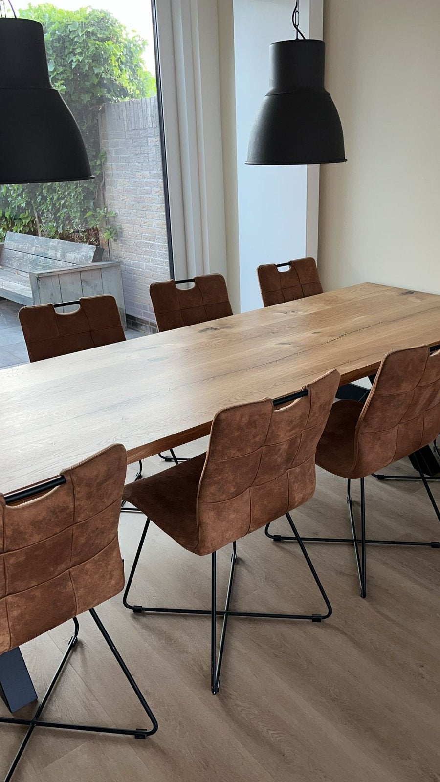 Boomstam tafels, Ophalen, Zo goed als nieuw