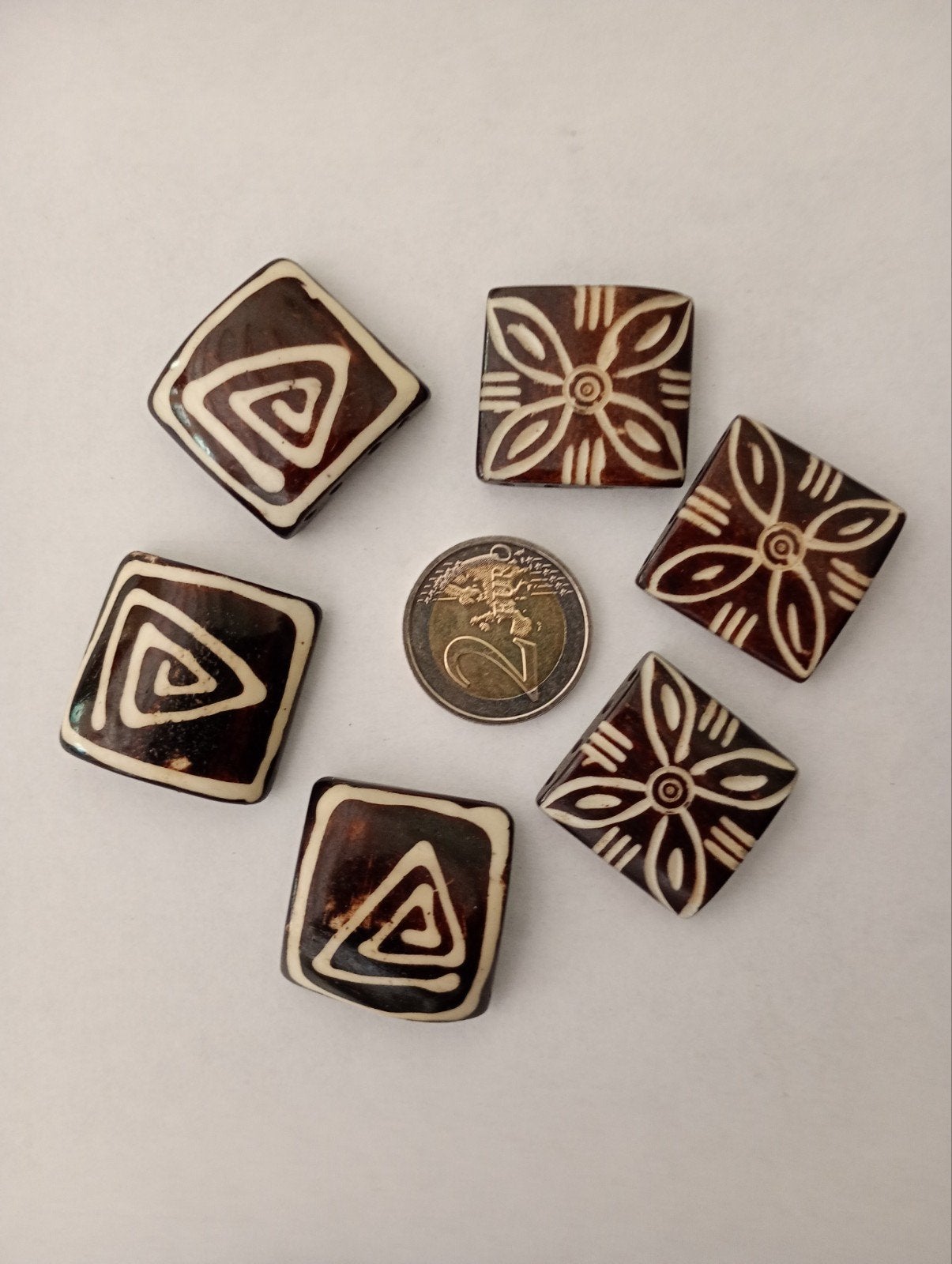 Traditionele Batik bone kralen, Afrika en Nepal, Ophalen, Kraal