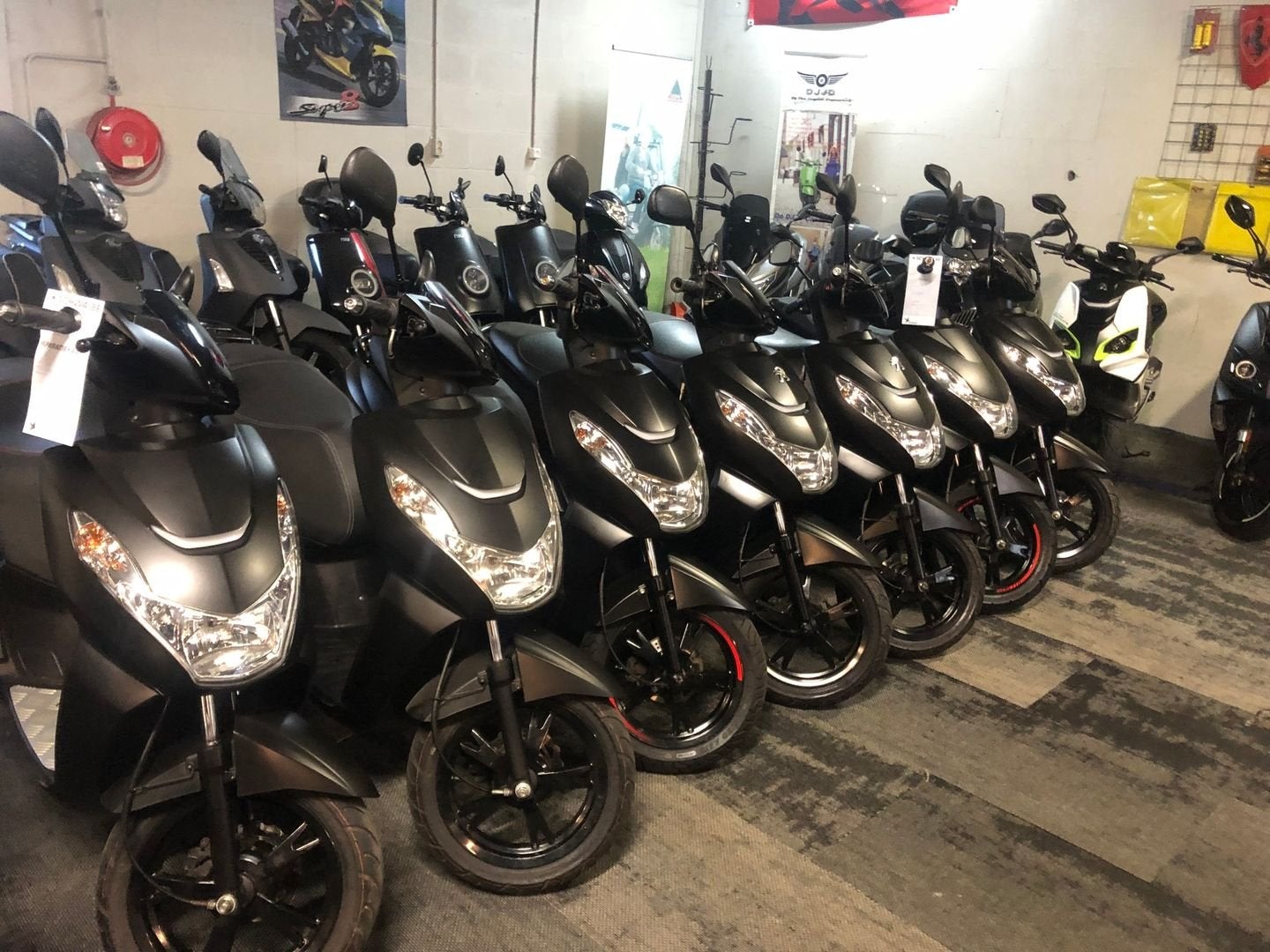 10X PEUGEOT KISBEE BROM 45KM MAT BLACK EDITIE, Onbekend, Onbekend, PEUGEOT