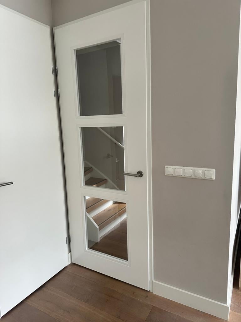 Witte Svedex opdekdeur met ramen, Ophalen, 80 tot 100 cm, 215 cm of meer, Binnendeur