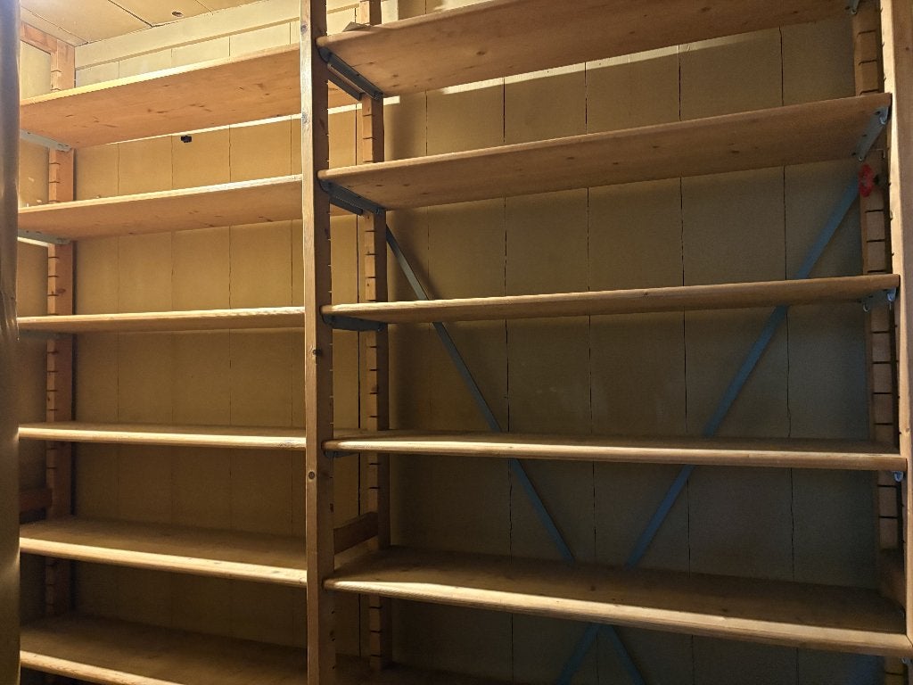 stellingkast, Ophalen, Zo goed als nieuw