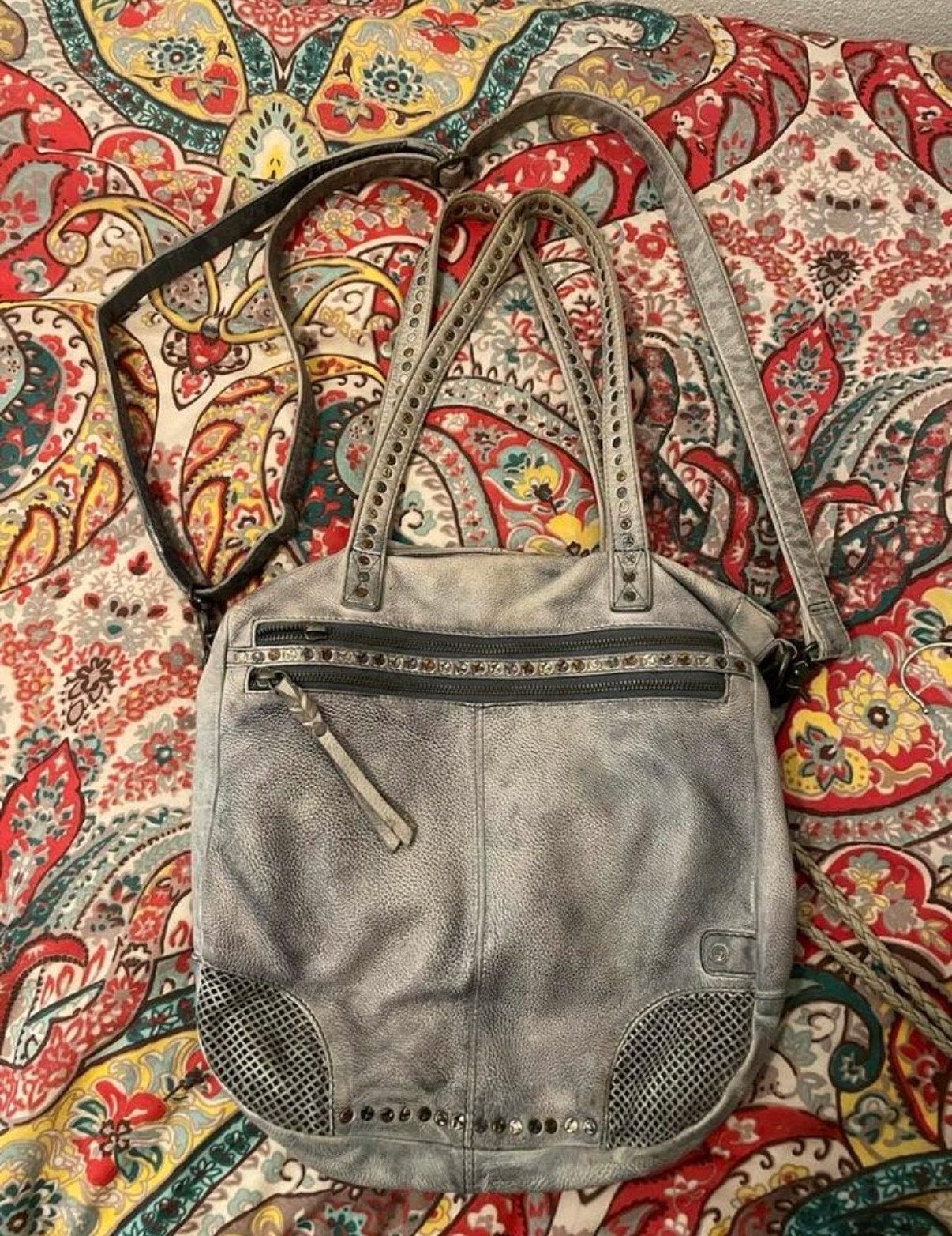 Depeche ijsblauwe leren handtas met opvallende details, Sieraden, Tassen en Uiterlijk, Tassen | Damestassen, Ophalen of Verzenden