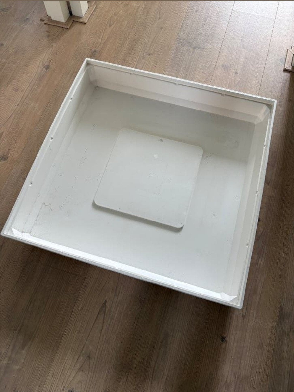 Lekbak voor wasmachine, droger of vaatwasser, Ophalen